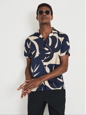 REISS Soul Printed Cuban Collar Shirt size S - blue/cream